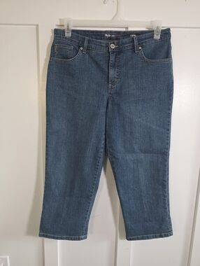 Style&Co Medium Wash Denim Capri Jeans - Size 12
